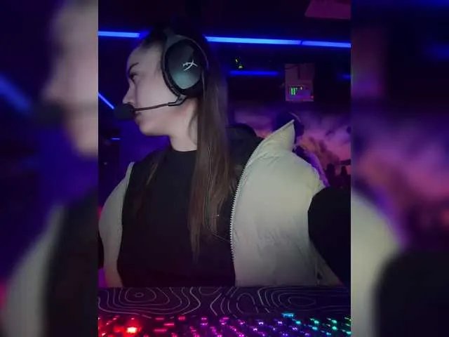 Freechat -LiaDark- on BongaCams