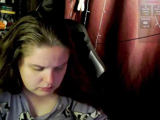 Offline alicepussy on BongaCams