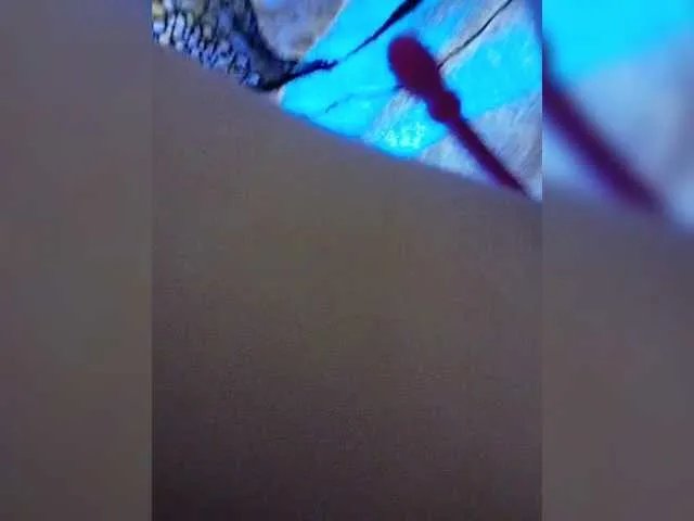 Offline amazingtits-5D on BongaCams