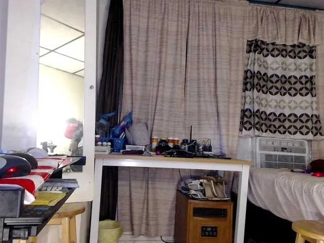 Offline AnalTaxi on BongaCams