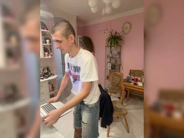 Offline And-Liziantus on BongaCams