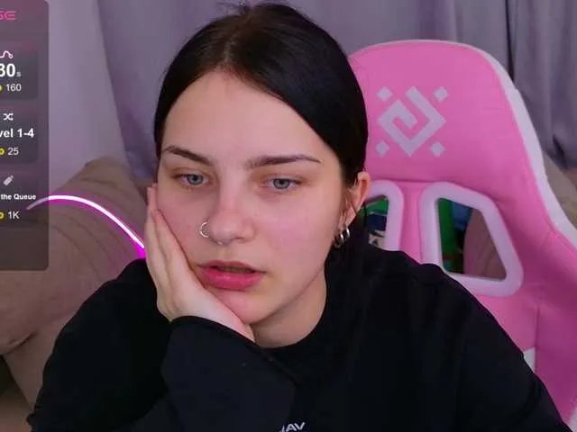 Offline AngelBraun on BongaCams