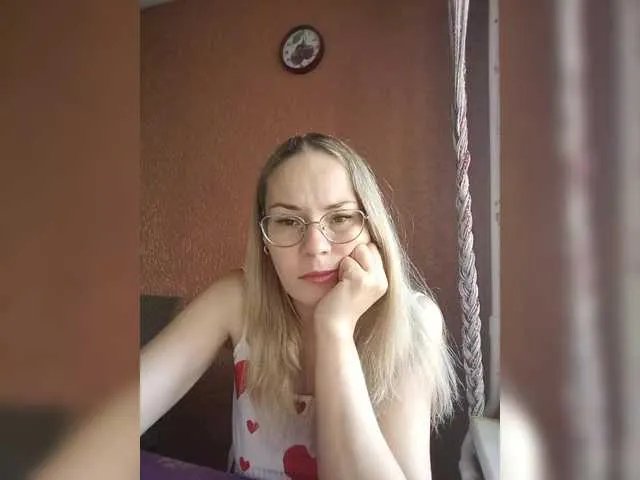Offline Angelicac on BongaCams