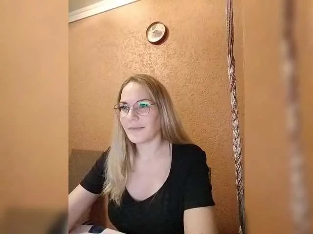 Offline Angelicac on BongaCams