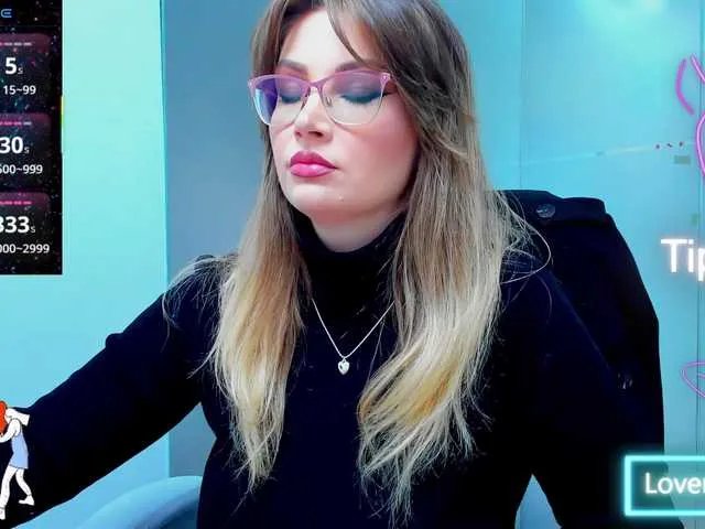 Offline anyarosses on BongaCams