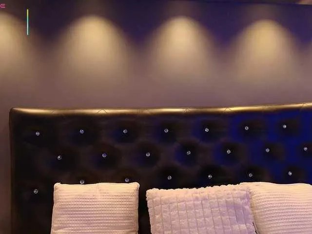 Offline ArannaMartine on BongaCams