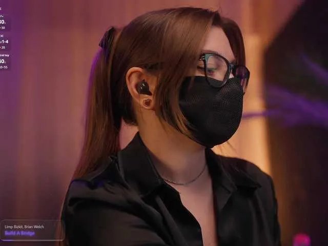 Offline arimass on BongaCams