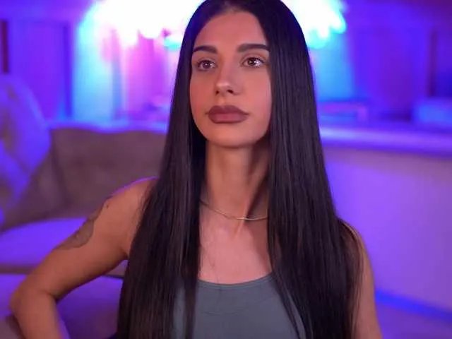 Offline ArinaRhodes on BongaCams