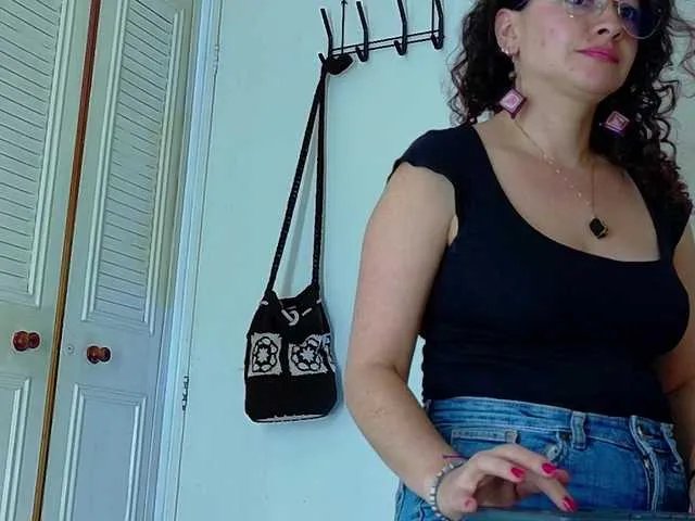 Offline ArtesanaMK on BongaCams