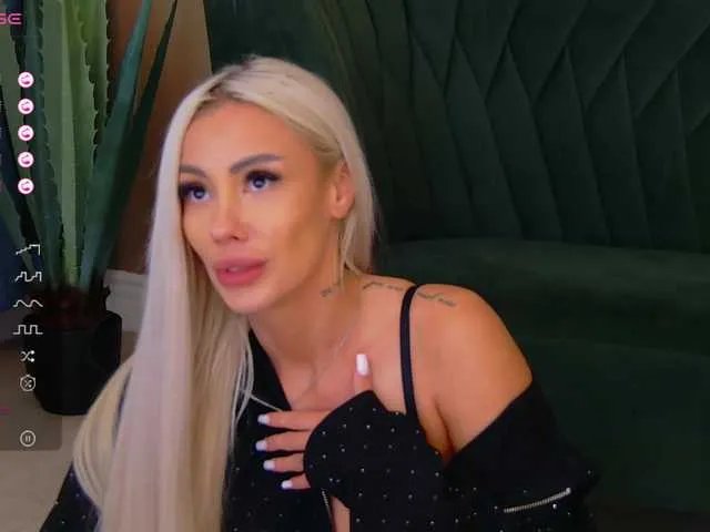 Offline BailleyRush on BongaCams