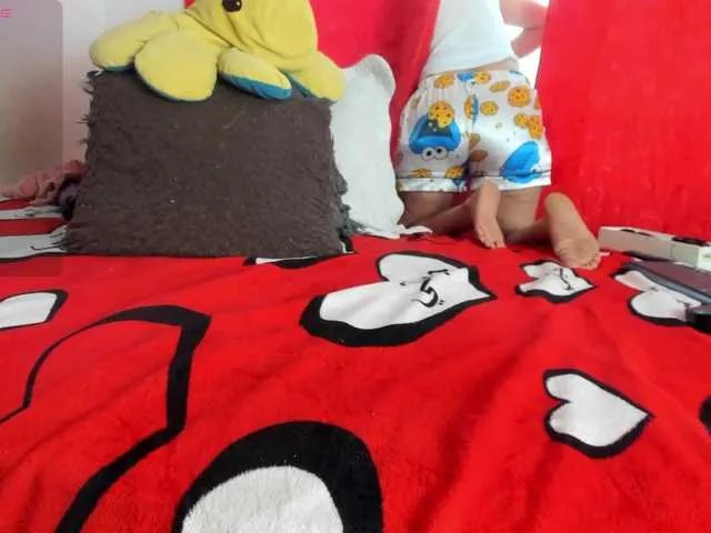 Offline BlowMommy on BongaCams