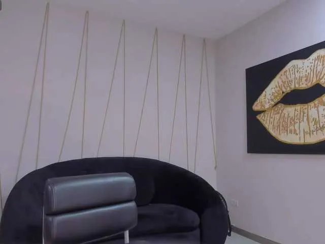 Offline CarlaBrunni on BongaCams