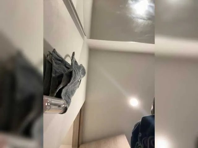 Offline Carol-Ferrer on BongaCams