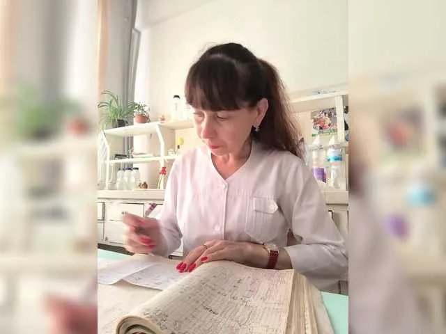 Offline caroliiine on BongaCams