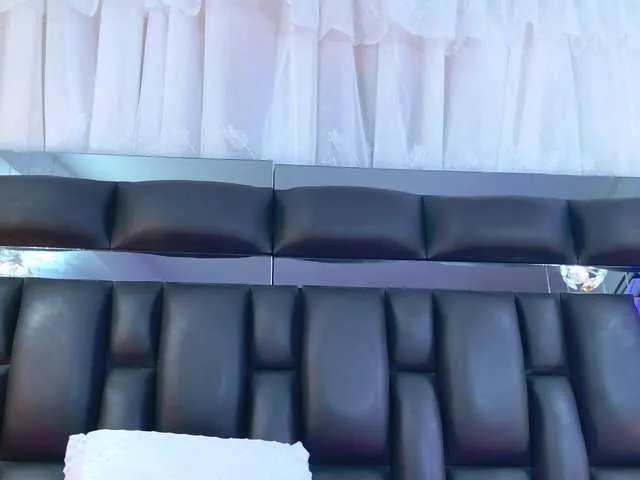 Offline DahianaMoss on BongaCams