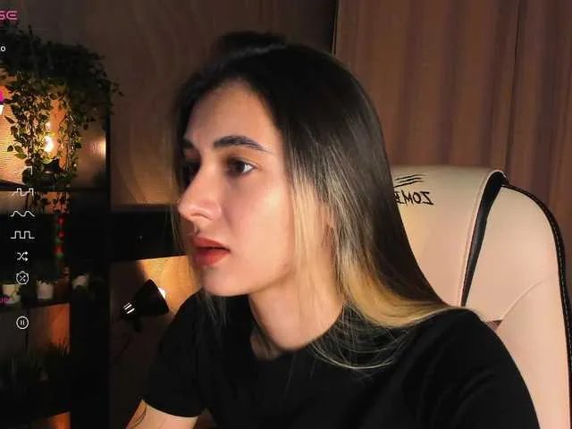 Offline DarlaBelle on BongaCams