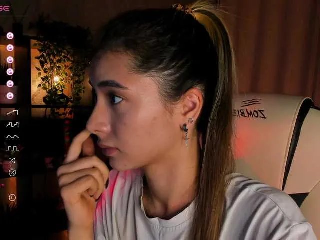 Offline DarlaBelle on BongaCams