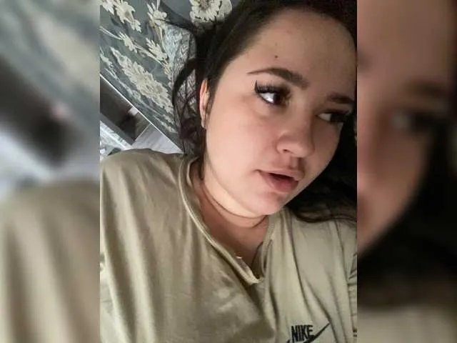 Offline Diana13a on BongaCams