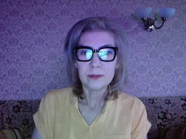 Elegant00Lady on BongaCams 