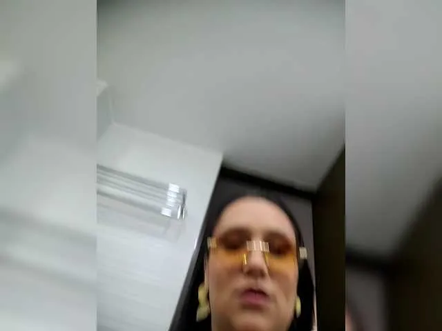 Emeraldgem on BongaCams