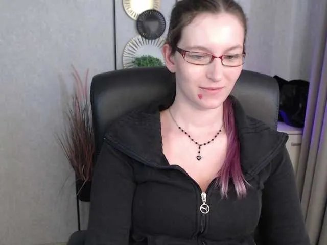 Freechat EmmaHeart on BongaCams