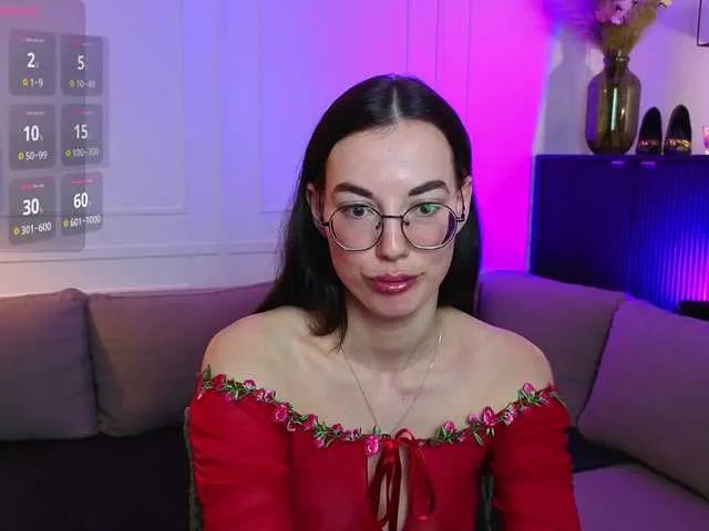 Offline EmmaJakson on BongaCams