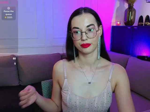 Offline EmmaJakson on BongaCams