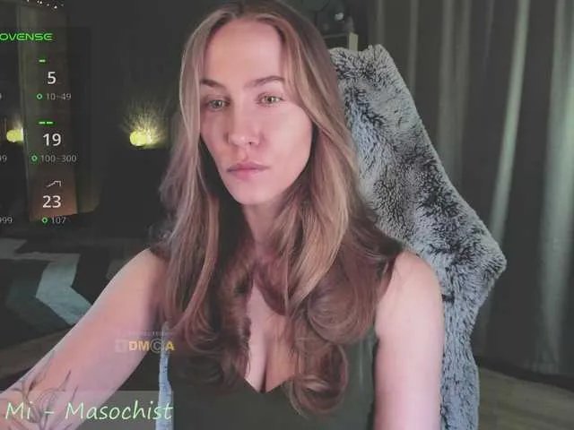 Offline eva-adamova on BongaCams