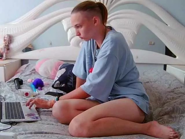 Freechat Giginya on BongaCams