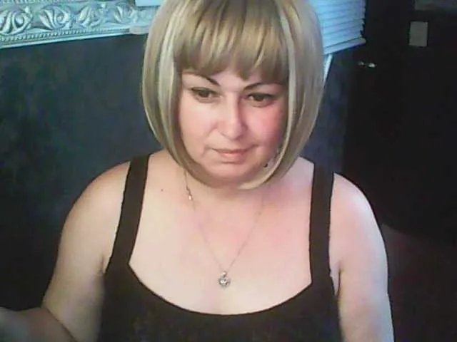 Offline gospoja69 on BongaCams