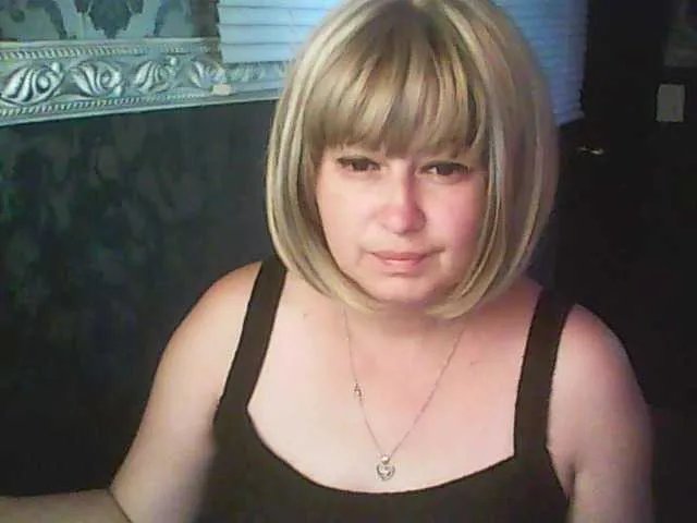 Offline gospoja69 on BongaCams