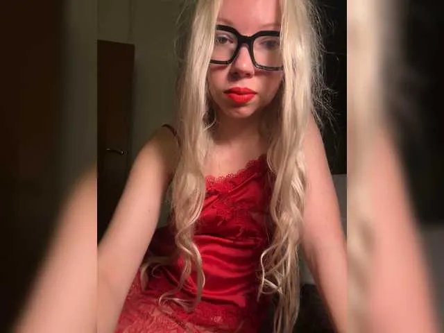 Offline HannaMo on BongaCams