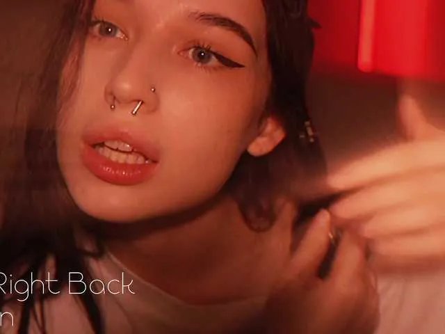 Freechat hor-neyJ0zy on BongaCams