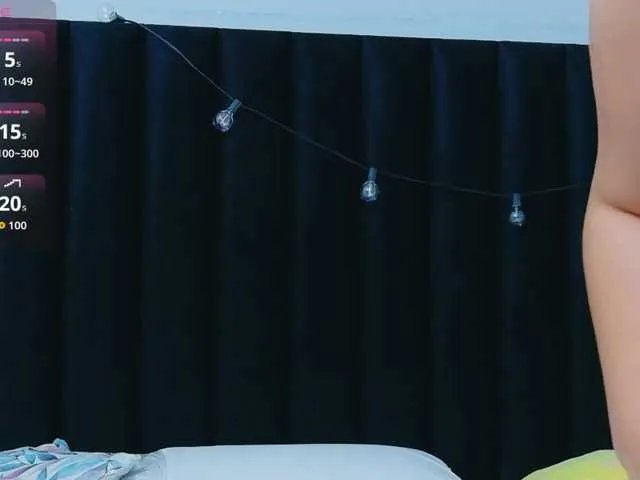 Offline horny18girl on BongaCams