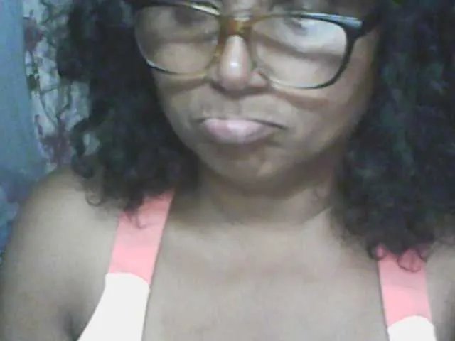 Offline hotmomsexy on BongaCams