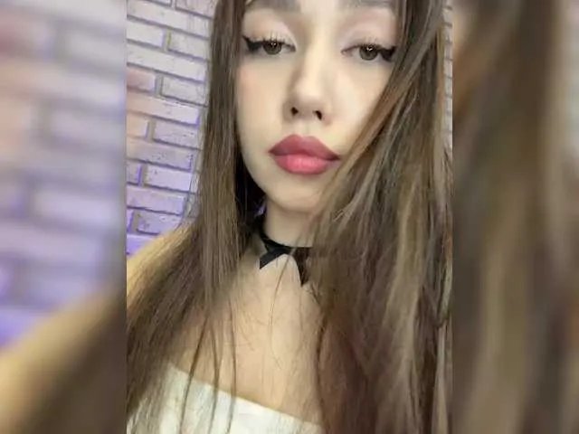 Offline Jade8887 on BongaCams
