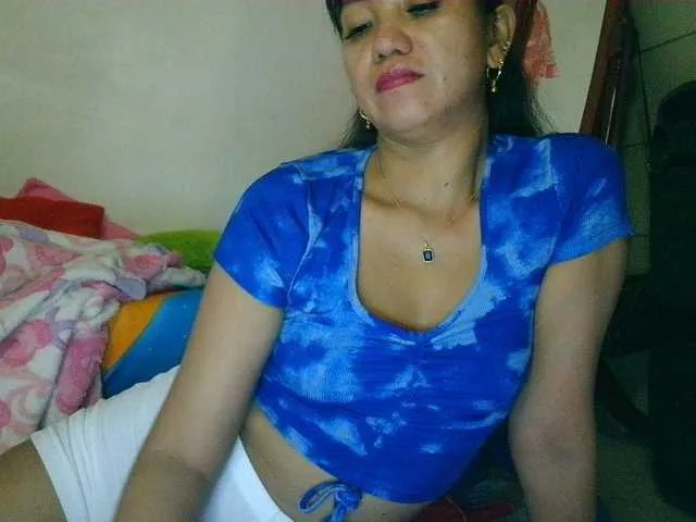 Offline jennahshampoo on BongaCams