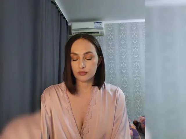Offline KarenClark on BongaCams