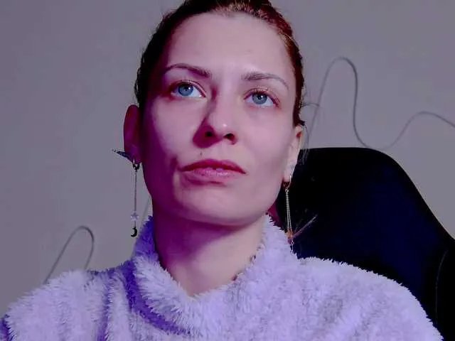 Freechat karo131324 on BongaCams