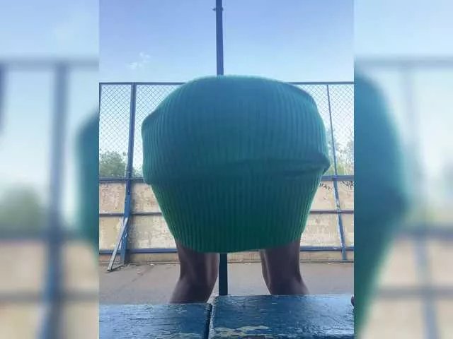 Offline KarolinaMilf on BongaCams