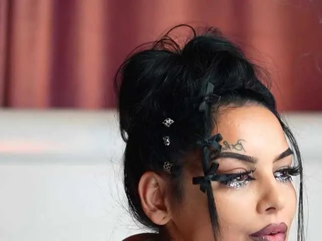Offline KarsynJayde on BongaCams