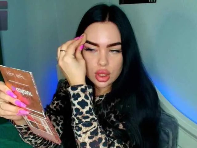 Freechat katerine-Monroe on BongaCams