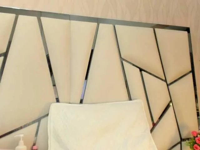 Offline kimberlydaring on BongaCams