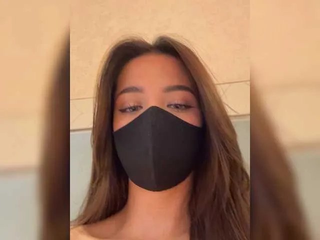 Offline KissMec on BongaCams