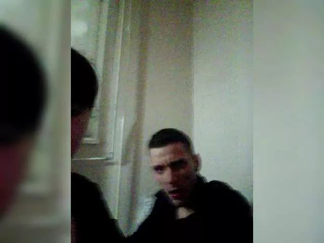 Offline Laylay13 on BongaCams