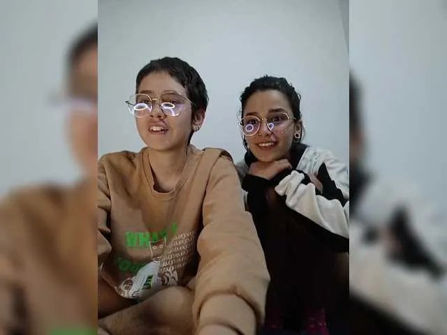 Offline Lexaandvenus on BongaCams