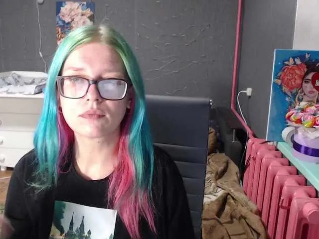 Offline malvinella on BongaCams