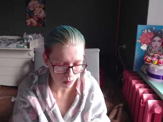 Offline malvinella on BongaCams