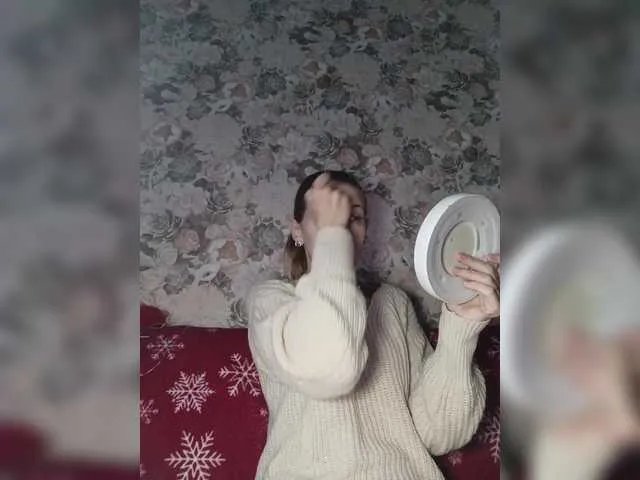 Offline Marina-9819 on BongaCams