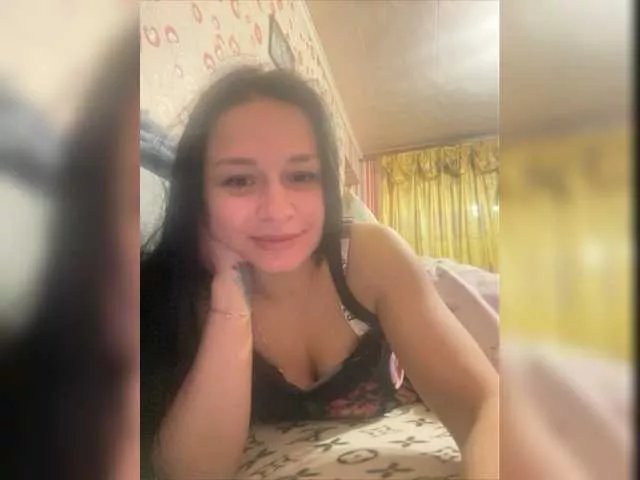 Freechat Maryllove on BongaCams